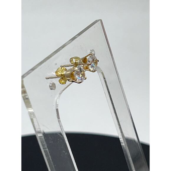 DRT 14K Yellow Gold 5 mm Solitaire Round Prong 1.00 ctw CZ Stud Earring - Picture 13 of 16